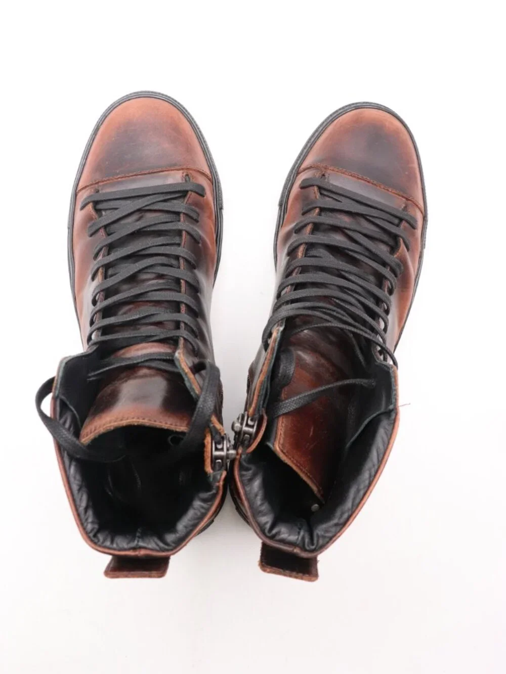 N/A john varvatos